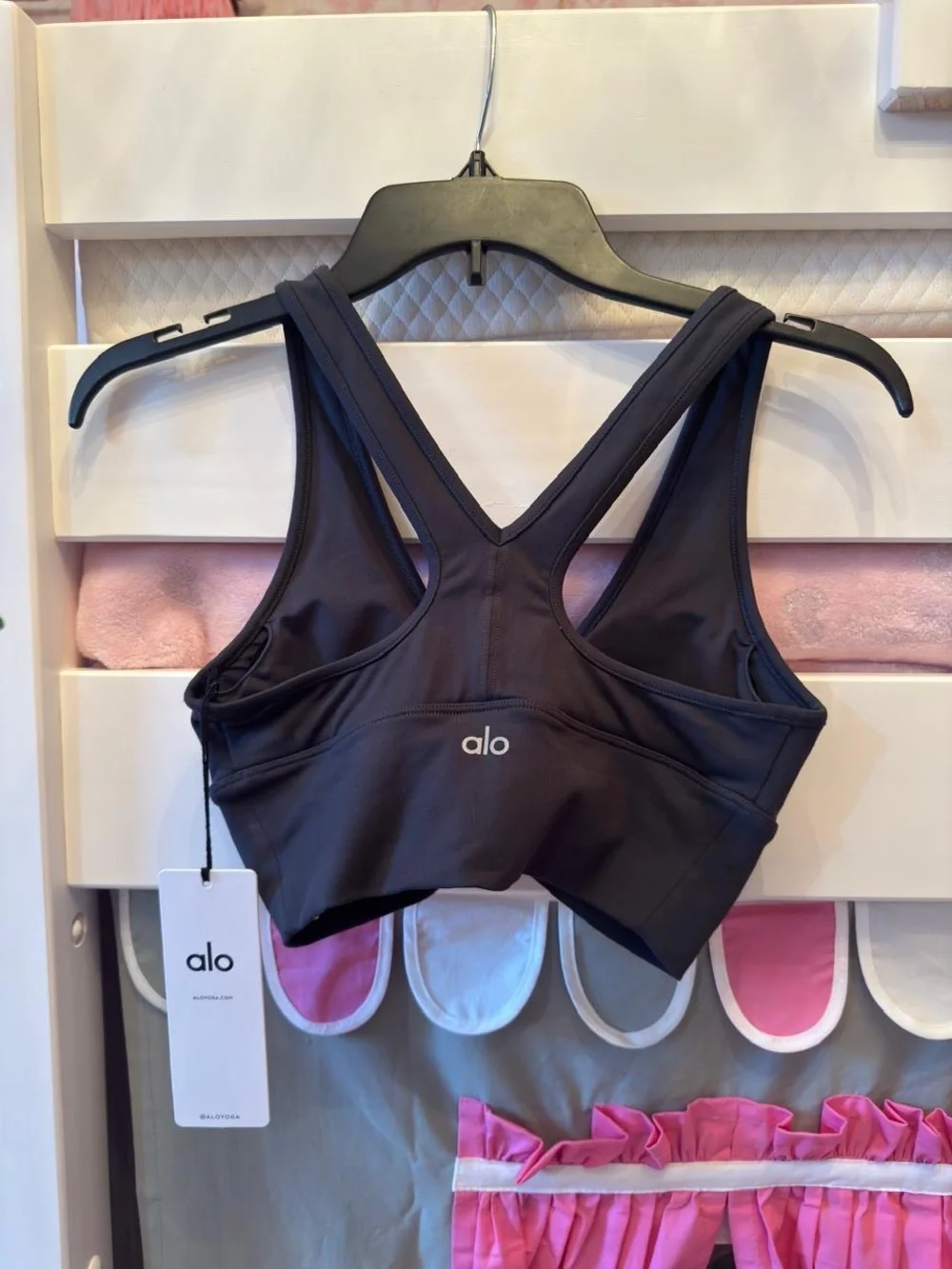 ALO Yoga wild thing bra XS color anthracite